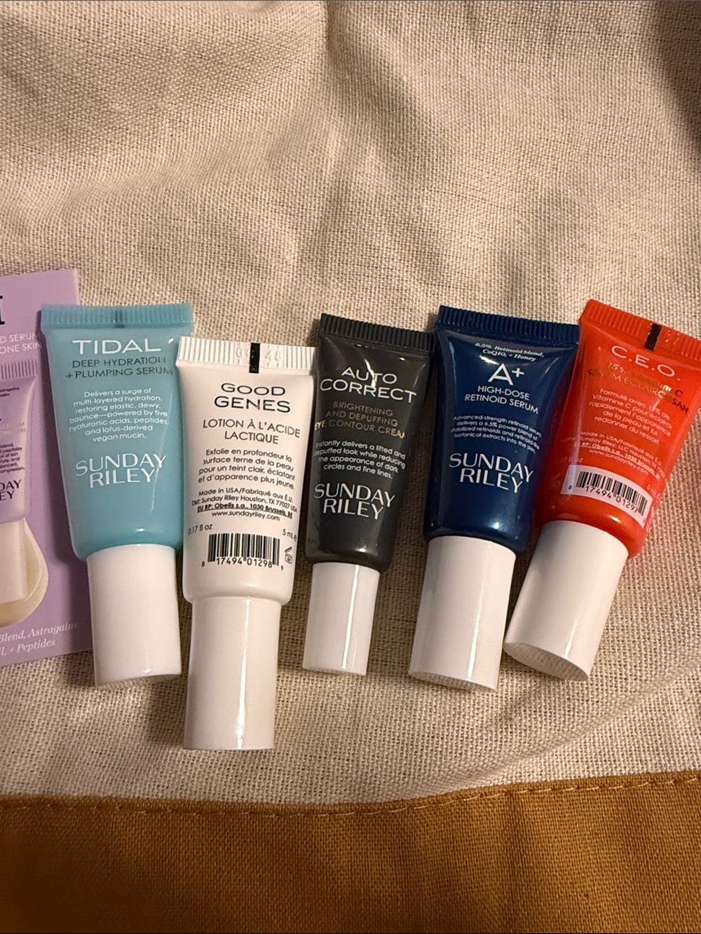 Sunday Riley Mini bundle - Picture 2 of 3
